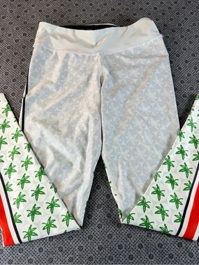 Bend Active Ohio State Buckeyes Yoga Leggings Women’s Medium